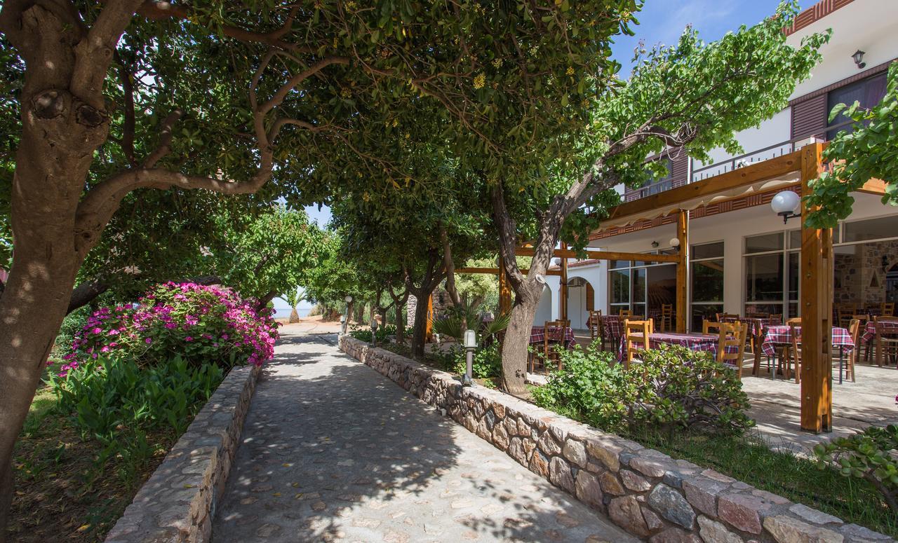 Ta Ambelakia Apartment Monemvasia Bagian luar foto