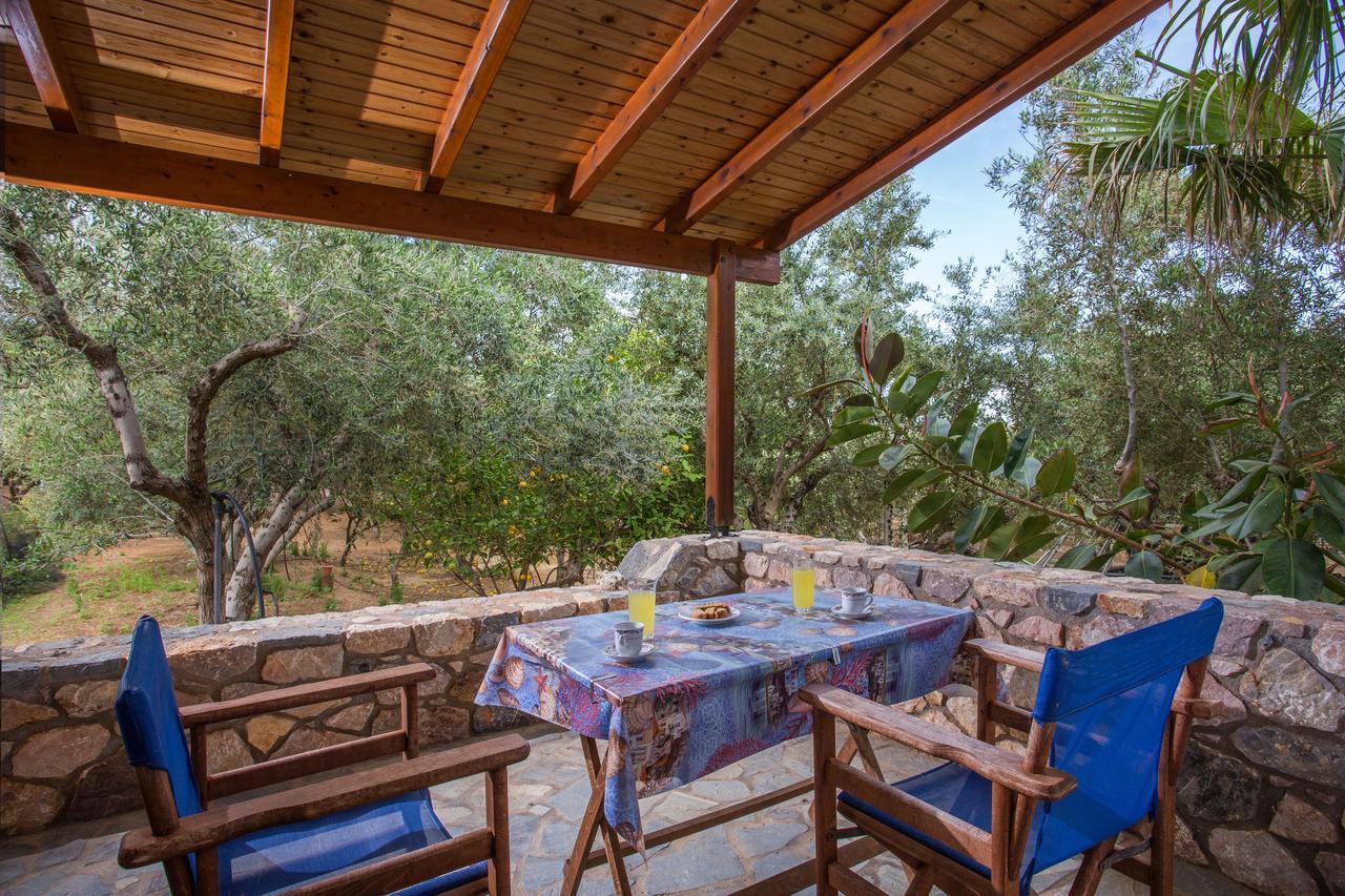 Ta Ambelakia Apartment Monemvasia Bagian luar foto